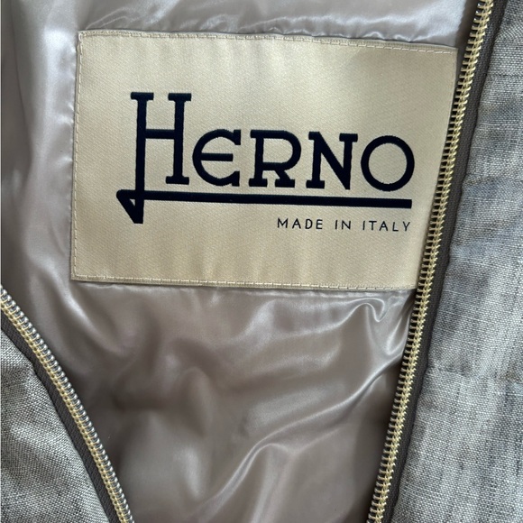 Herno pearl linen down vest, size 44 - Picture 2 of 4